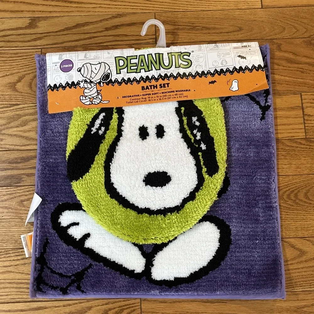 Halloween Peanuts Gang Snoopy Skeleton Contour Rug & Toilet Lid Cover Bath Set